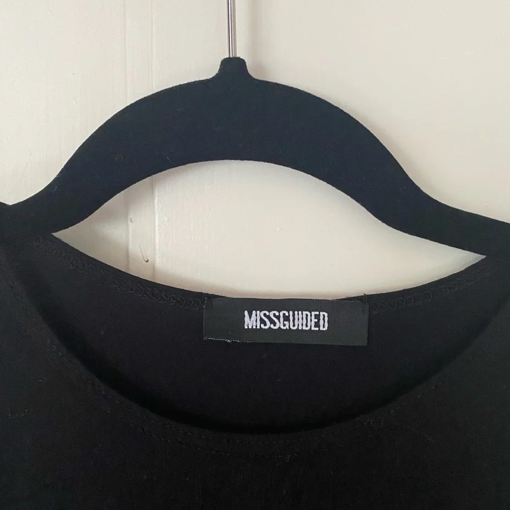 Missguided Super Soft Basic Round Neck Little Black Dress LBD - Picture 5 of 6